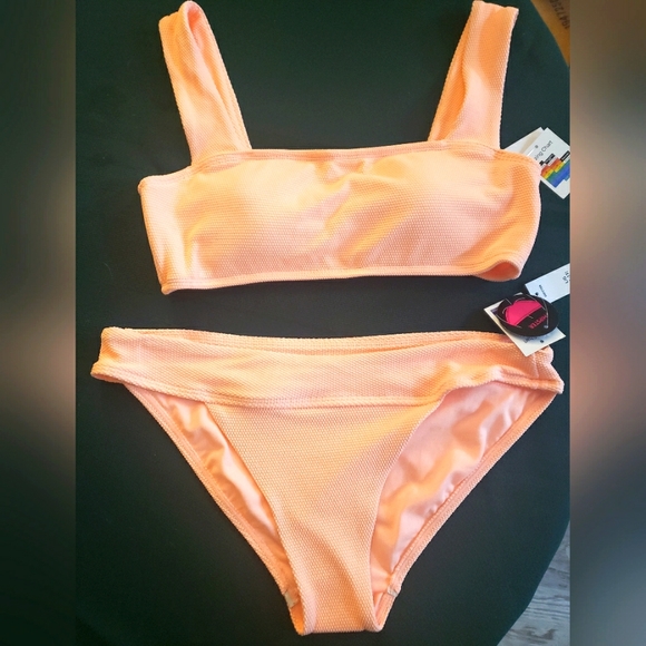 No Boundaries Other - NWT Bikini 👙.Would set off a nice tan. $8 or 5 for $25